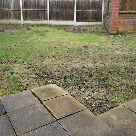 5-beds In Quiet Three Bedroom House Near Anfield Stadium, Free Parking Apartamento