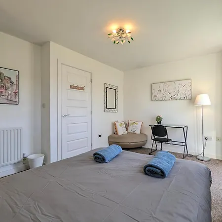 Casa vacanze Large 3-bedrooms House Near Centre Free Parking *