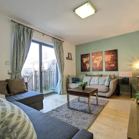 Casa vacanze Large 3-bedrooms House Near Centre Free Parking *