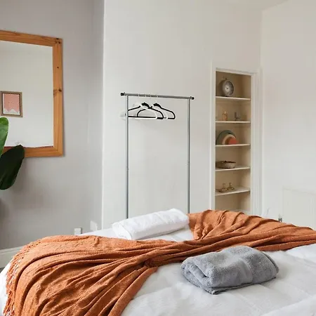 Cozy 3br Near Anfield & Goodison & Netflix Ferienhaus Liverpool