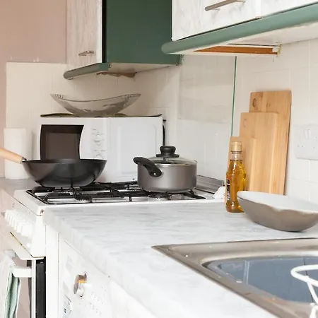 Cozy 3br Near Anfield & Goodison & Netflix Ferienhaus *