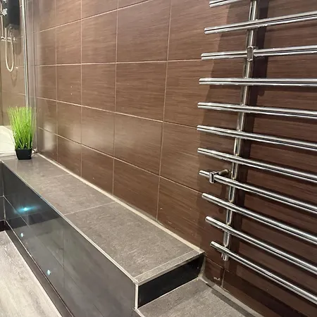 Amazing 10 Bed On Mathew Street Sleeps 18 * Liverpool