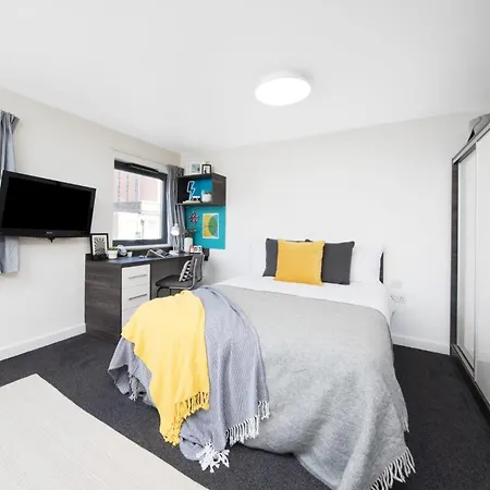 Apartment Prospect Point In Liverpool Liverpool