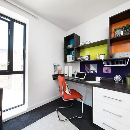 Apartment Prospect Point In Liverpool