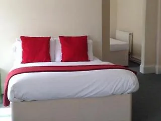Отель The Devonshire House 3*