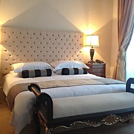 The Georgian Town House Hotel