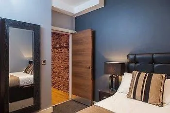 Apartment Epic - Campbell Street 4*