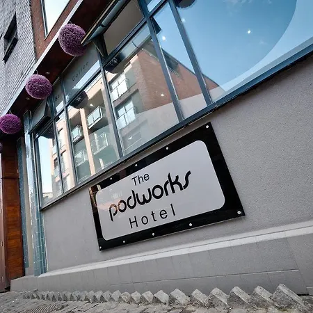 The Podworks Hotel 2*