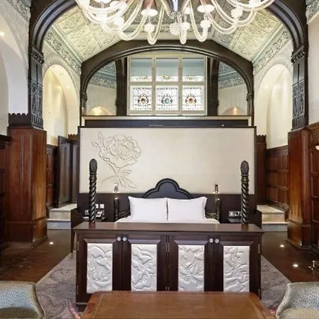 Doubletree By Hilton & 4* Liverpool