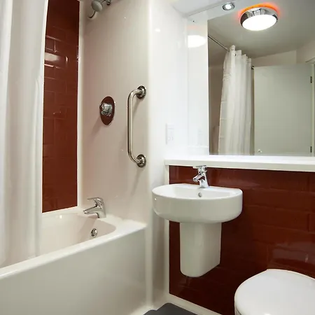 Hotel Travelodge The 3*