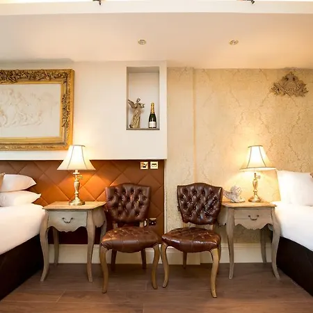 Signature Living At Shankly Aparthotel Liverpool