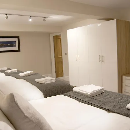1 Water Street 5*