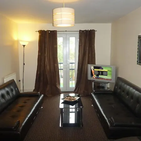 Oyo Arinza Apartments, 3* Liverpool