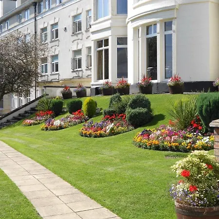 The Devonshire House Отель