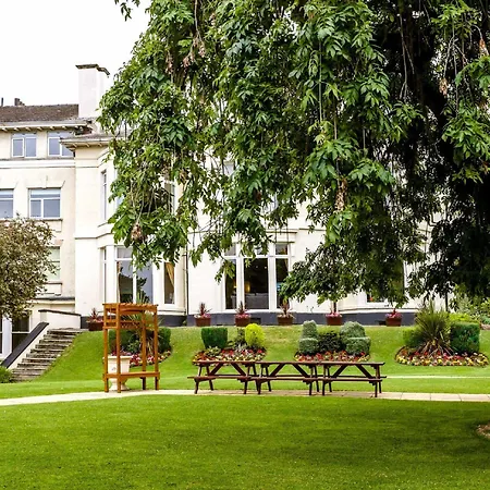 Отель The Devonshire House Ливерпуль