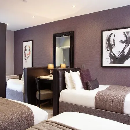 Epic - Campbell Street 4*