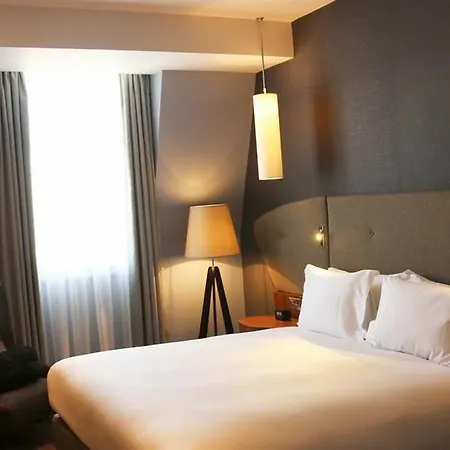 Doubletree By Hilton & 4* Liverpool