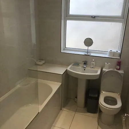 Cheapsleepz 49 Moscow Drive Гостевой дом