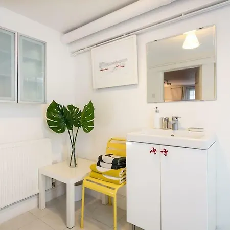 Apartment Mayfield Road *