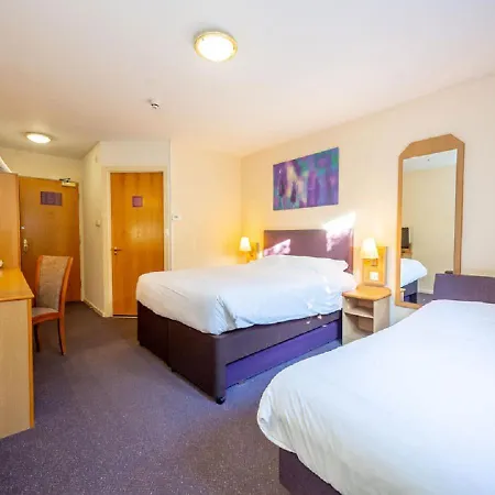 Hotel Stables Inn, Aintree 2*