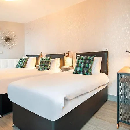 Oyo Grand Hotel