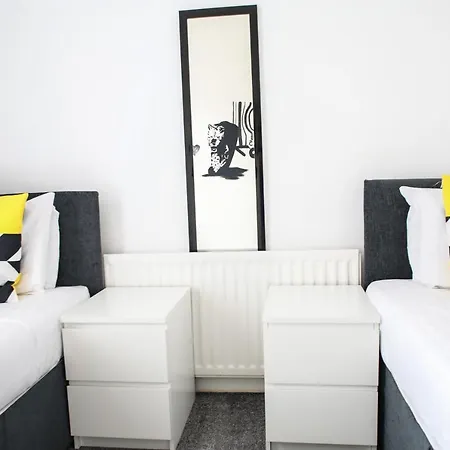 Vakantiehuis Banksy House By Serviced Living *