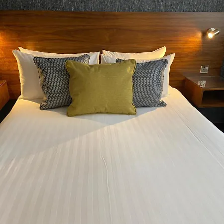 The Liner At Hotel