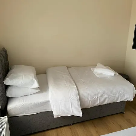 Smeaton Serviced Liverpool