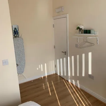 Smeaton Serviced 3*