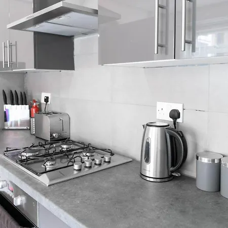 Apollocruz Scorton House 3* Liverpool