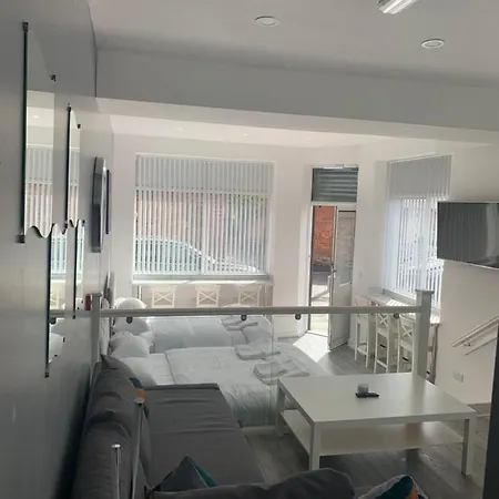 Hotel Smeaton Serviced 3*