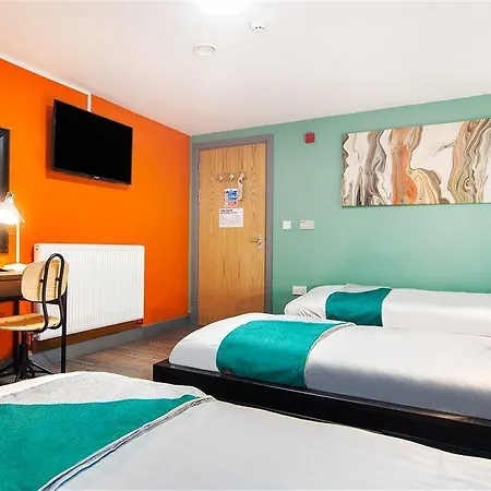 Oyo Grand 3*