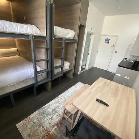 Eleanor Rigby Apts Stanley Street Aparthotel 4*