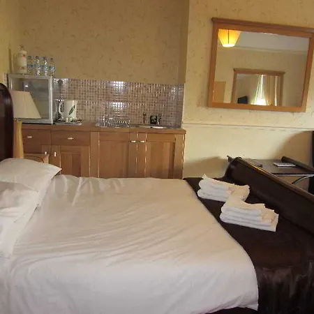 Beech Mount - Free Parking 3*