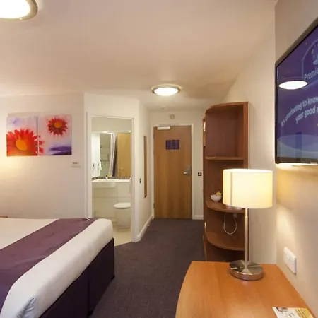 Premier Dock Hotel