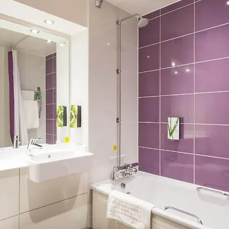 Premier Centre - Moorfields Otel 3*