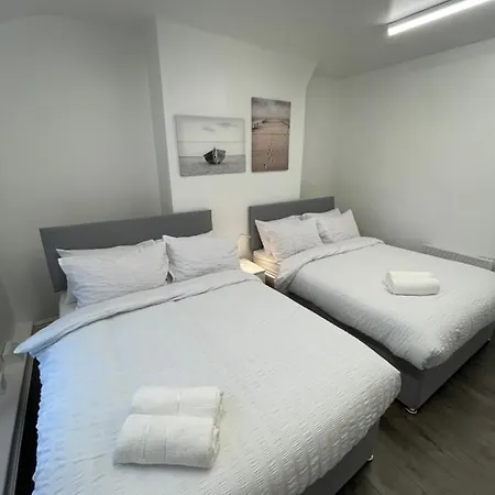 County Serviced Hotel 4*