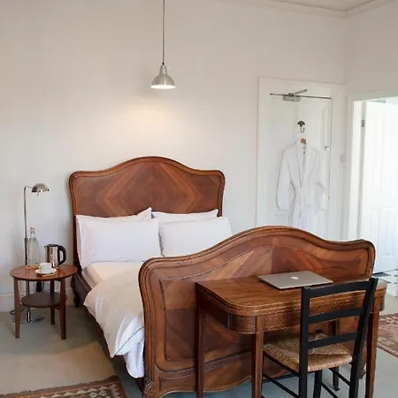 Bed & Breakfast Square Tree House Liverpool