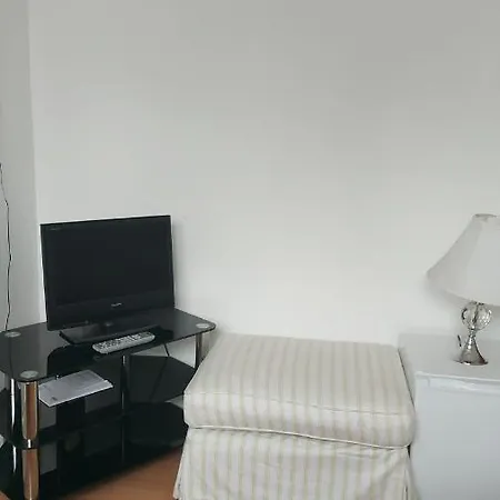 Spacious Double In Anfield Homestay *