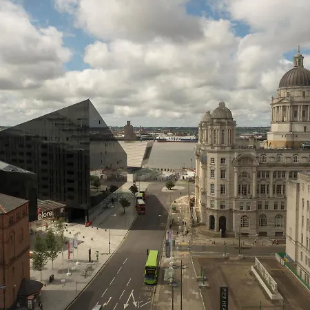 Holiday City Centre By Ihg 4*