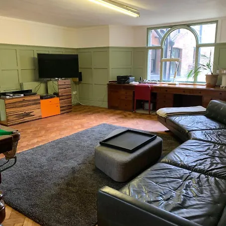 Bed & Breakfast Aberley House