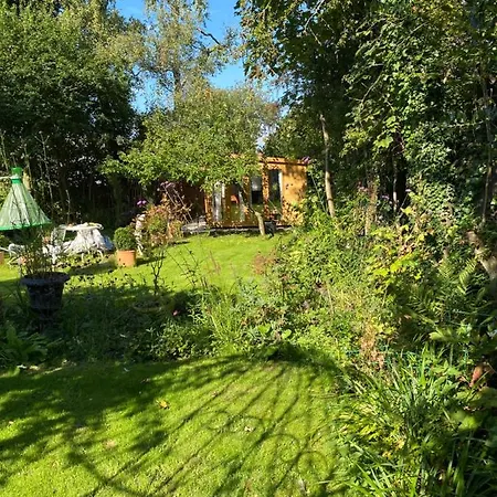 Lyndhurst - Victorian With Heated Pool Holiday home