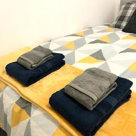 Clifton Apartment *