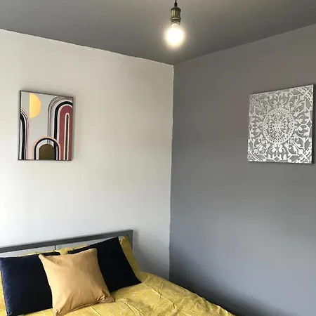 Clifton Apartment *