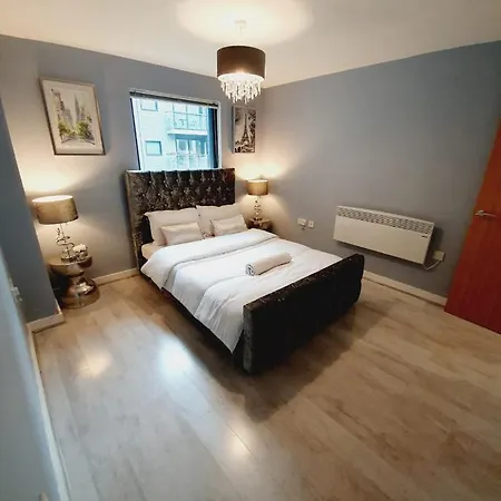 Apartment Centre 1 *