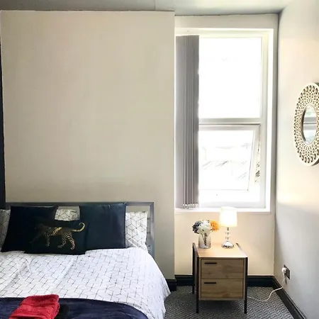 Apartment Clifton