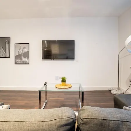 Castle Street By Ustay Apartamento