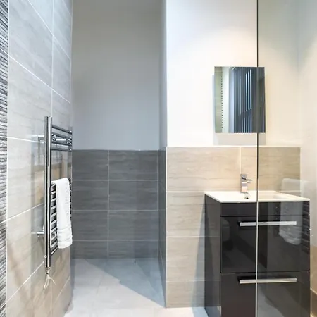 Castle Street By Ustay Apartamento