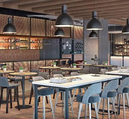 酒店 Innside By Melia 4*