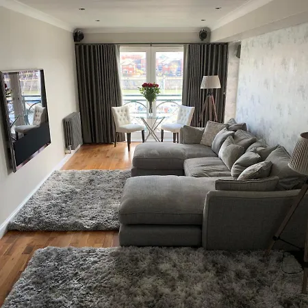 Apartment Liverool Dockside Apartment Liverpool